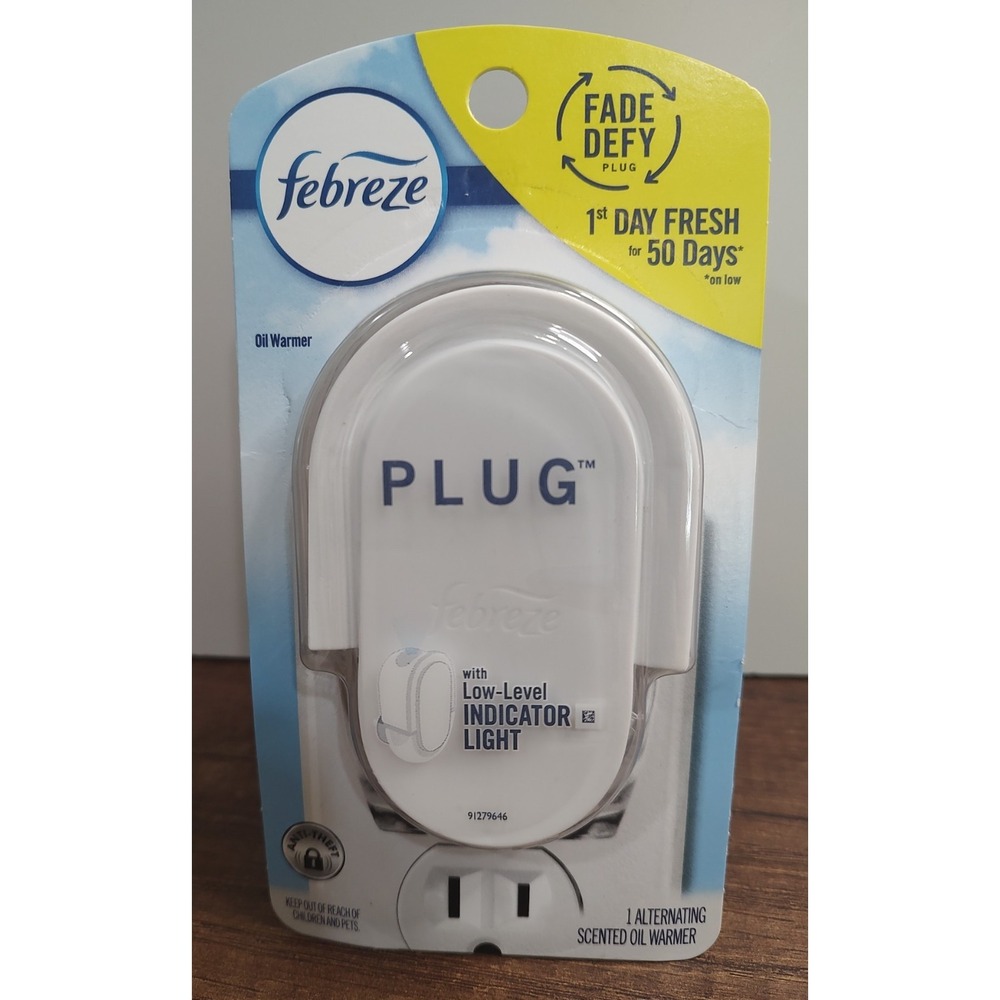 Febreeze PLUG in Air Freshener Oil Warmer Fade Defy NIB B14